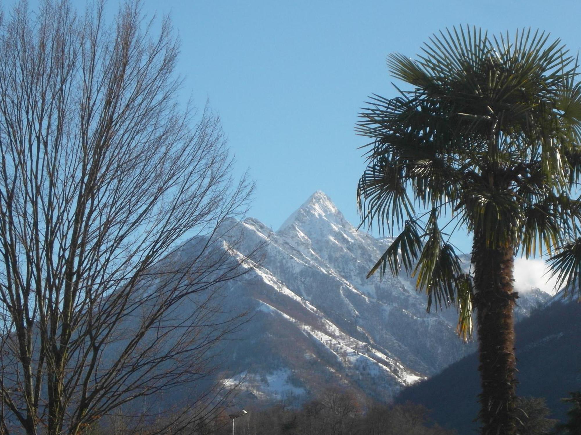 Logis Hotel Le Miramont Argelès-Gazost Exteriér fotografie