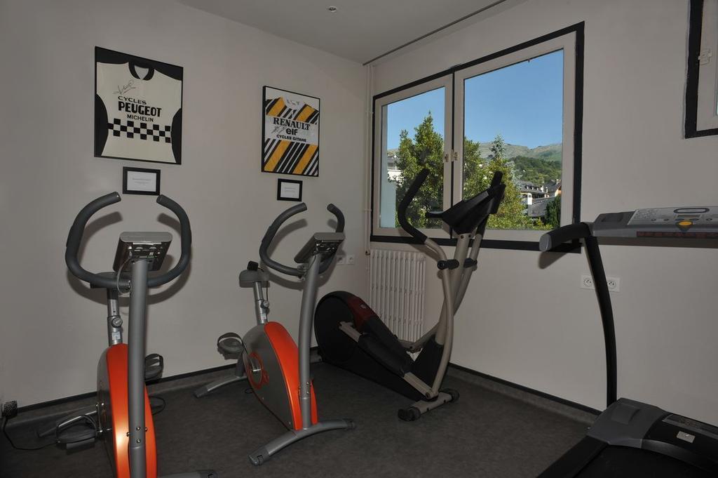 Logis Hotel Le Miramont Argelès-Gazost Exteriér fotografie